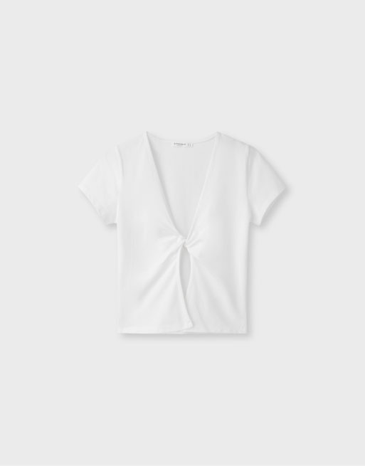Stradivarius t-shirt à manches courtes avec détail noué en écru, 5 de 6