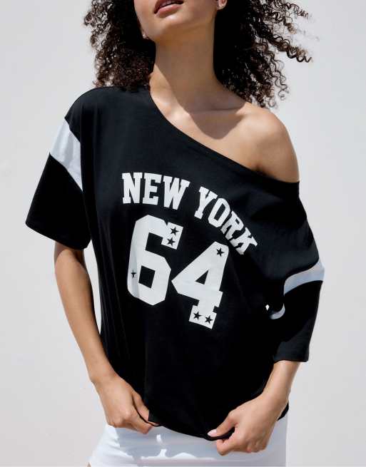 Stradivarius - T-shirt à manches courtes avec imprimé placé New York 64 - Noir, 2 de 4