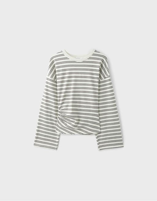 Stradivarius T-shirt a maniche lunghe a righe con vita arricciata in vanilla, 6 di 7