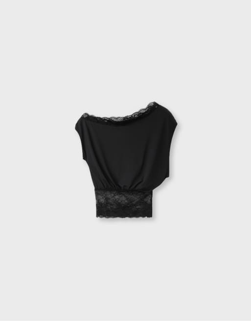 Stradivarius T-shirt asimmetrica in pizzo nera, 7 di 7