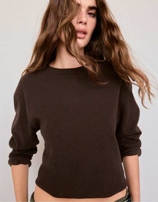 Stradivarius – T-Shirt aus Strickstoff in Braun mit Rundhalsausschnitt, 5 von 7