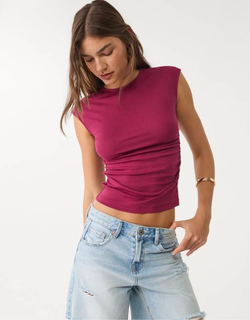 Stradivarius - T-shirt basic aderente bordeaux con dettagli raccolti