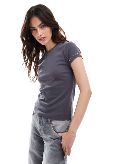 Stradivarius - T-shirt color antracite con borchie