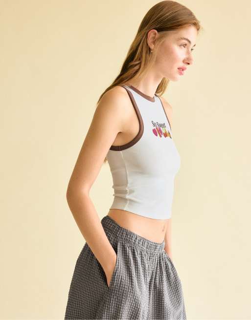 Stradivarius - T-shirt color ecru con stampa Haribo e scollo a vogatore, 2 di 4