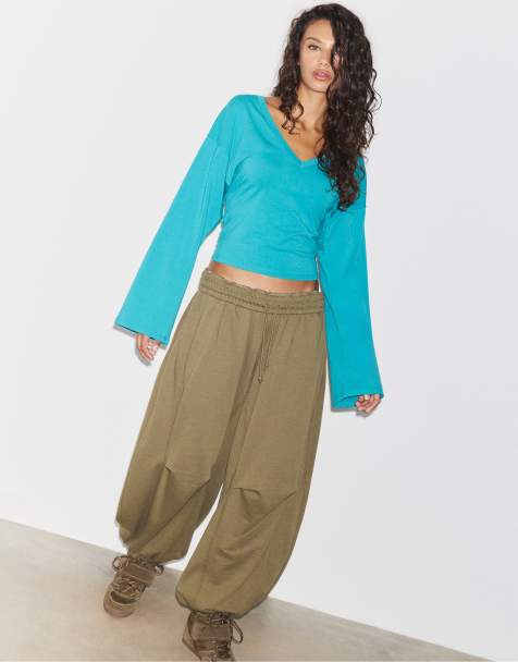 Stradivarius T-shirt con scollo a V e maniche a kimono turchese - view 1