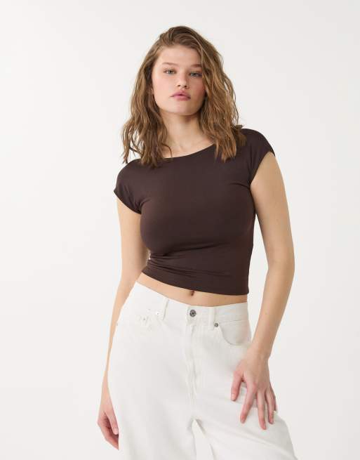Stradivarius - T-shirt en open achterkant in bruine dierenprint