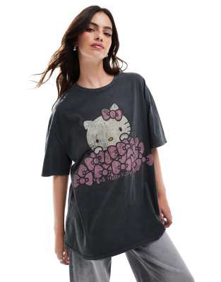 Stradivarius - T-Shirt in Anthrazit mit „Hello Kitty"-Print-Grau