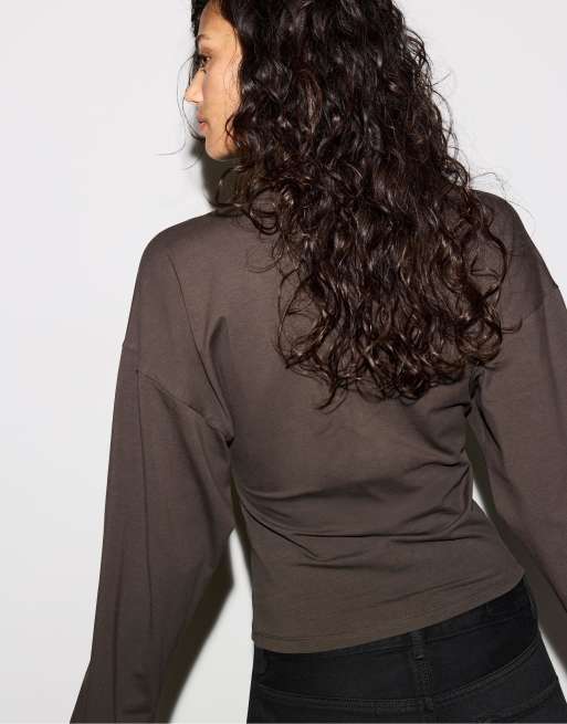 Stradivarius – T-Shirt in Braun mit Kimono-Ärmeln, 3 von 7