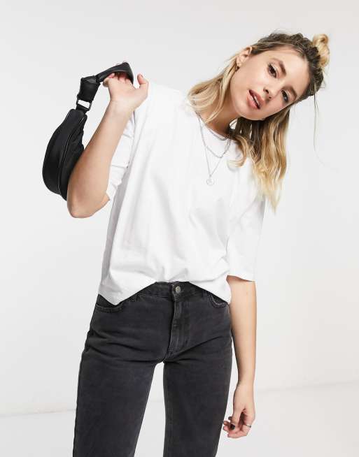 Stradivarius - T-shirt met 3/4 mouwen en schoudervullingen in wit