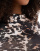 Thumbnail 3 van 4