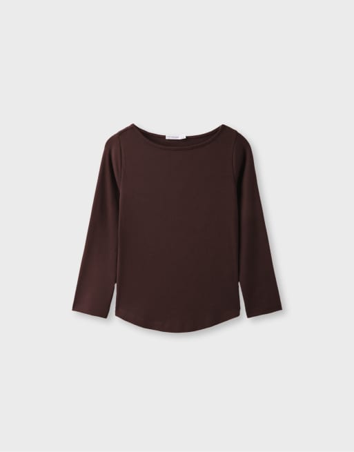 Stradivarius T-Shirt mit U-Boot-Ausschnitt und 3/4-Ärmeln in Braun, 6 von 7