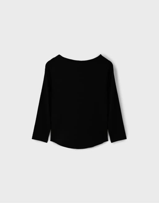 Stradivarius T-Shirt mit U-Boot-Ausschnitt und 3/4-Ärmeln in Schwarz, 7 von 7