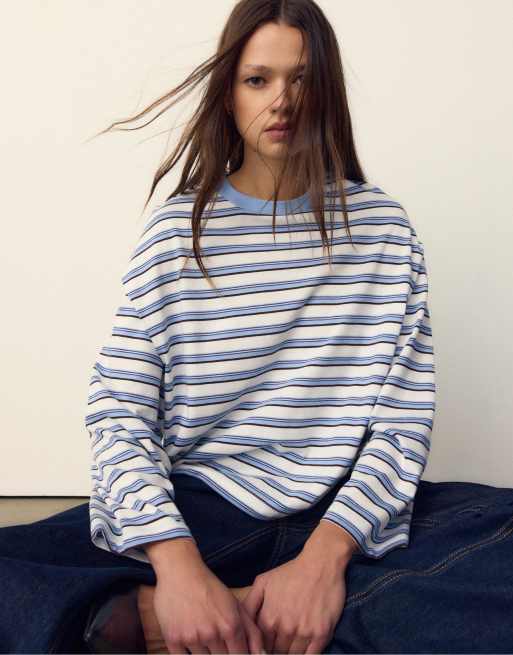 Stradivarius - T-shirt oversize a maniche lunghe blu reale a righe, 2 di 4
