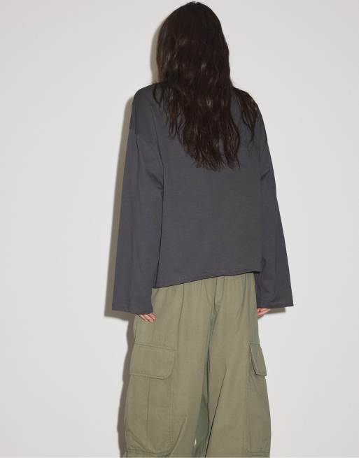 Stradivarius T-shirt squadrata a maniche lunghe in grigio scuro, 3 di 7