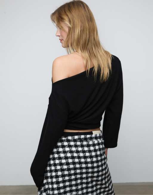 Stradivarius - T-stradivarius en maille avec encolure bateau et ceinture - Noir, 2 de 4