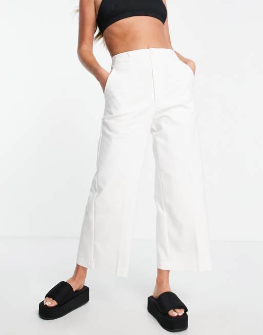 Stradivarius tailored culotte trouser in white