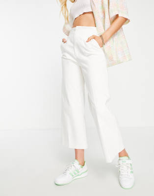 Stradivarius tailored culotte pants in white - ASOS Price Checker
