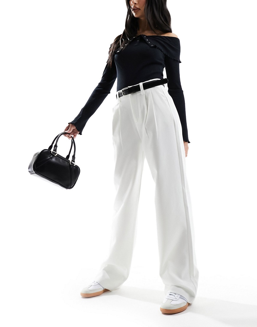 Stradivarius Tailored Pants With Belt In White-neutral