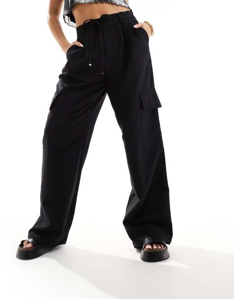 Stradivarius tailored pull on cargo trouser in black - view 1