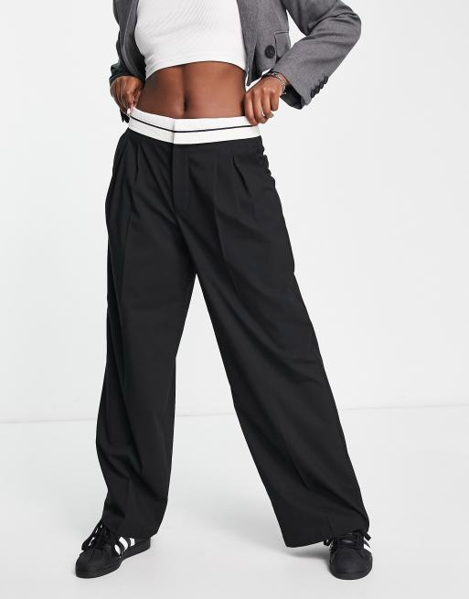 Stradivarius tailored trouser with reverse waistband in black, 4 of 4