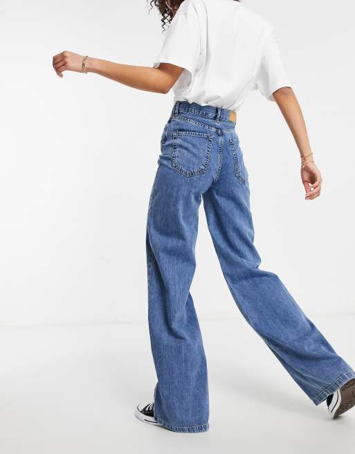 Stradivarius '90s wide leg jeans in blue