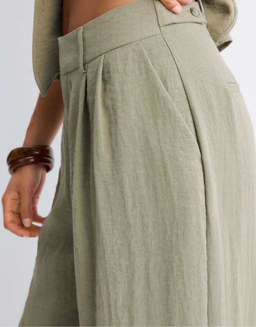 Stradivarius Tall adjustable wide-leg linen-effect trousers in khaki, 2 of 4