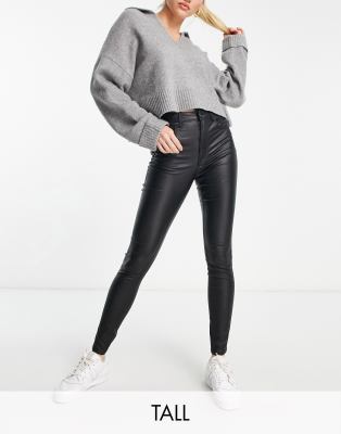 Stradivarius Tall - Beschichtete Jeans in Schwarz mit hohem Bund