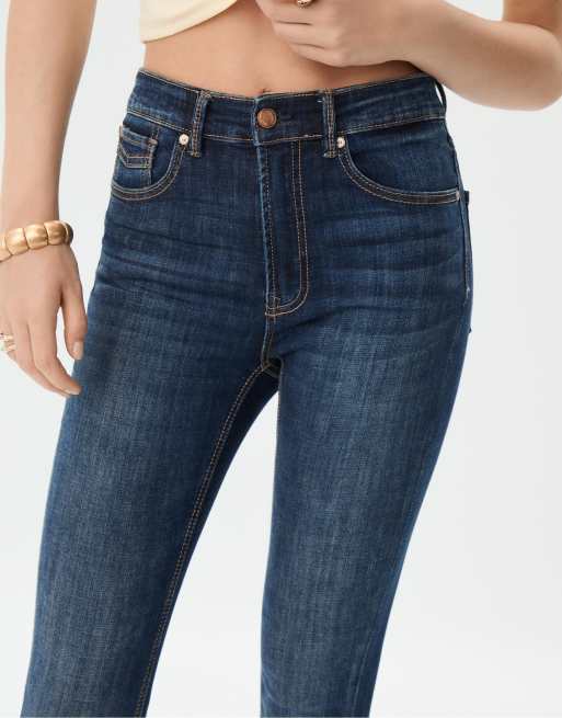 Stradivarius Tall – D07 – Skinny Jeans mit mittelhohem Bund aus überfärbtem blauem Denim, 4 von 4