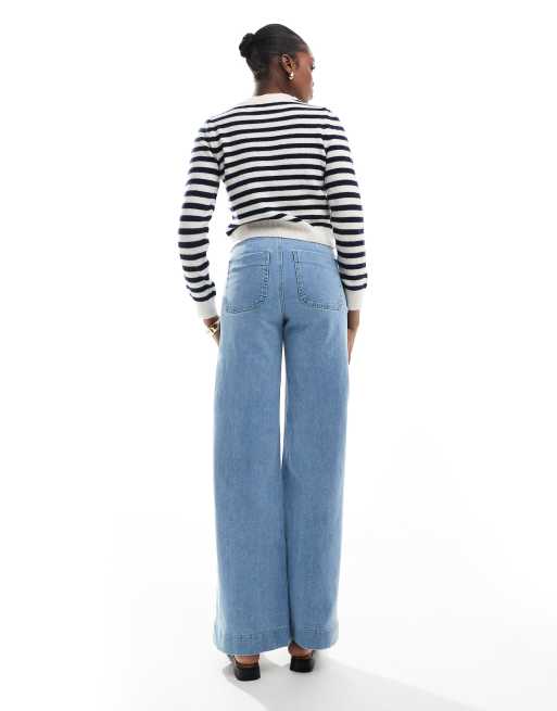 Stradivarius Tall D77 straight leg jeans with button detail in mid wash