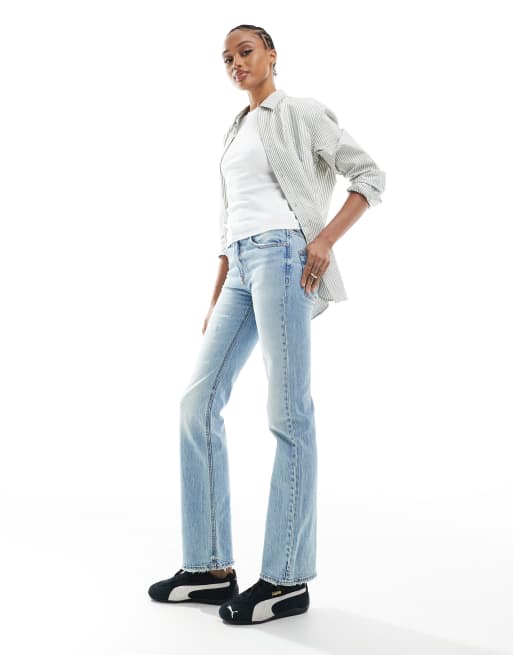 Stradivarius Tall D98 straight leg jeans in light blue wash, 3 of 5