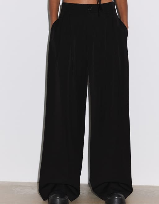 Stradivarius Tall – Elegante Hose in Schwarz mit weitem Bein und Abnähern, 2 von 4