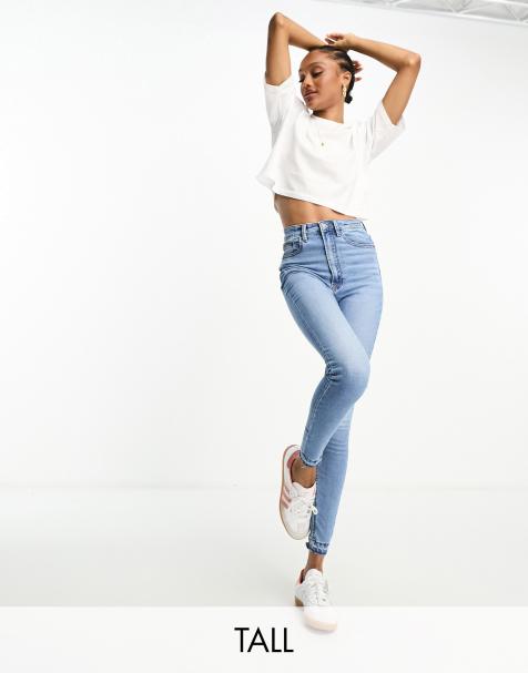 Stradivarius Tall – Eng geschnittene Jeans mit superhohem Bund in Mittelblau - view 1