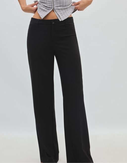 Stradivarius Tall nette slim-fit broek met rechte pijpen in zwart, 2 van 7