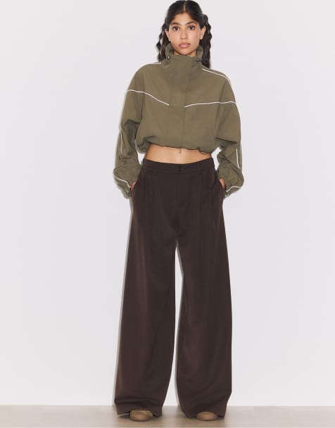 Stradivarius Tall - Pantalon habillé large à pinces - Marron - view 1