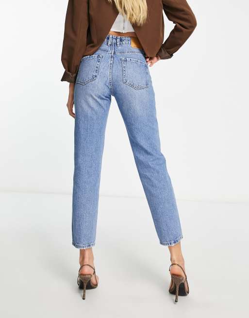 Women's High Waisted Rigid Mom Jeans