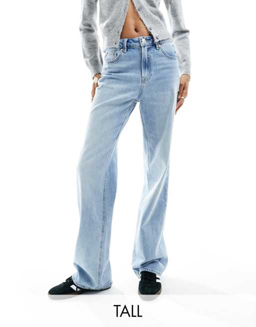 Stradivarius Tall - Ruimvallende dad jeans in jaren 90-stijl in lichtblauw