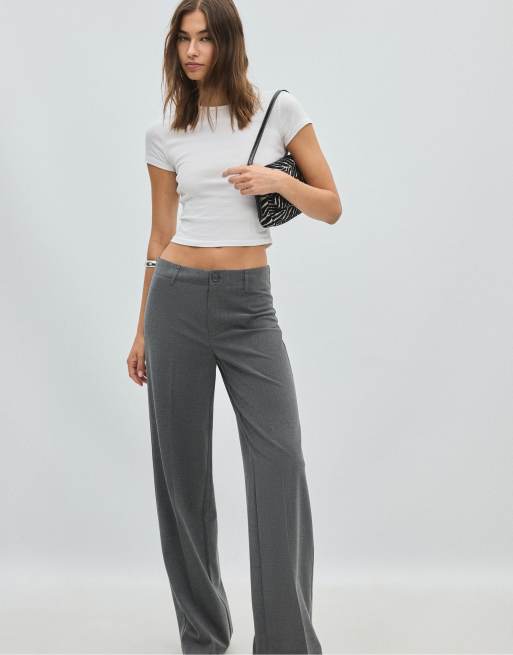 Stradivarius Tall slim fit straight smart trousers in dark grey, 5 of 7
