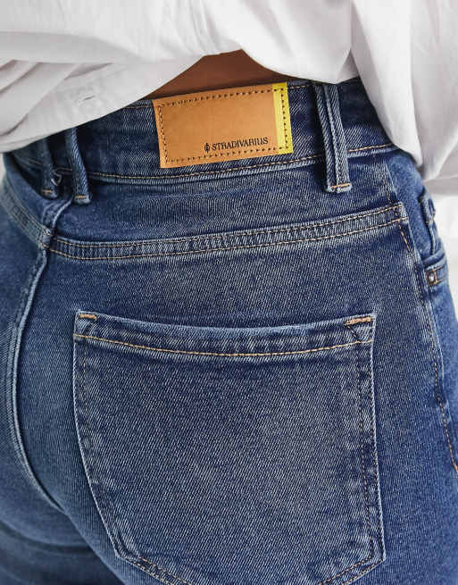 Stradivarius Tall slim mom jean with stretch in authentic blue, 3 of 4
