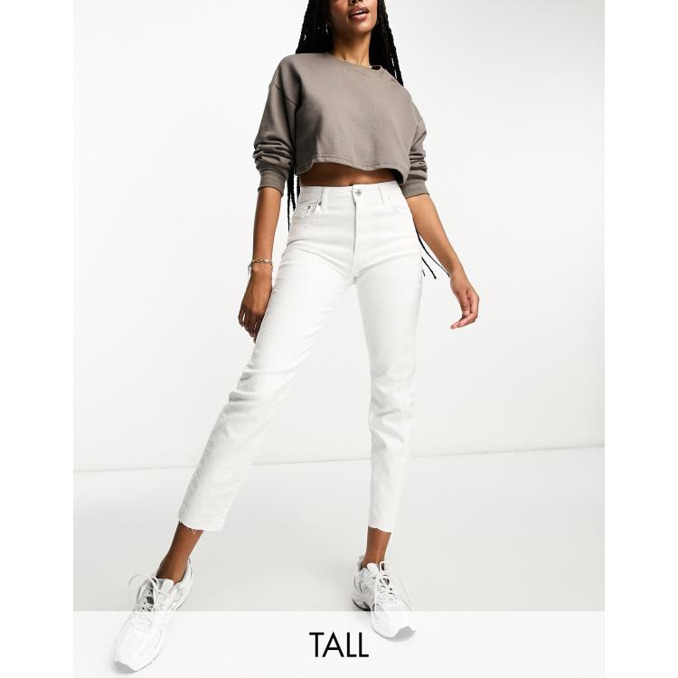 YStyle - The Stradivarius slim mom jeans. Excellent jeans and come in tall  and petite too. True to size and 20% off code HEY20 at ASOS when you spend  €30 