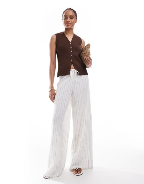 Stradivarius Tall – Vita, randiga byxor i linnestil med vida ben - view 1