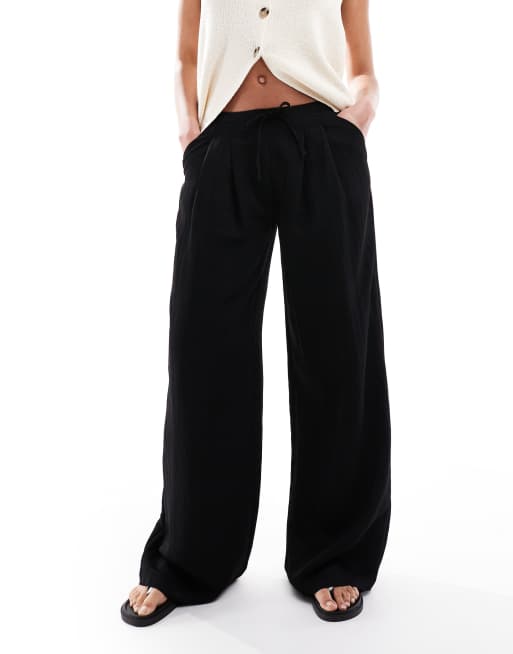 Stradivarius Tall wide leg crinkle tie waist trouser in black, 4 of 5