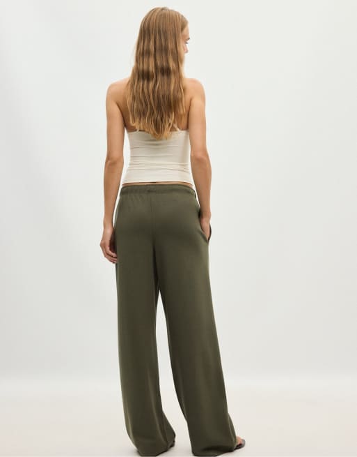 Stradivarius Tall wide-leg jogger trousers in khaki, 2 of 6