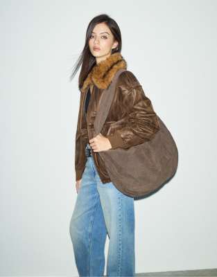 Stradivarius - Tasche aus gewaschener Baumwolle in Braun-Brown