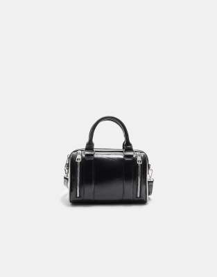 Stradivarius - Tasche in schwarzer Lederoptik mit Reißverschlüssen