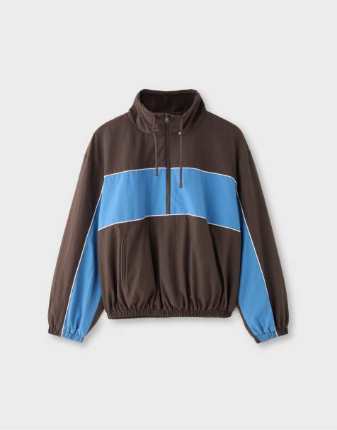 Stradivarius technical polkadot windjack in bruin - view 1