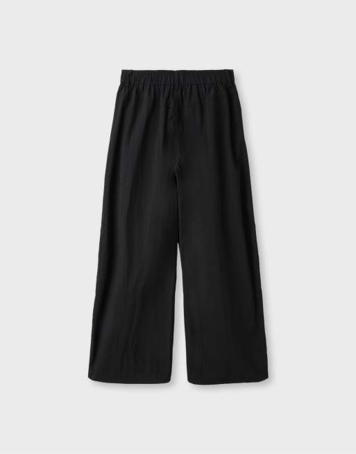 Stradivarius Technical trousers in black, 7 of 7