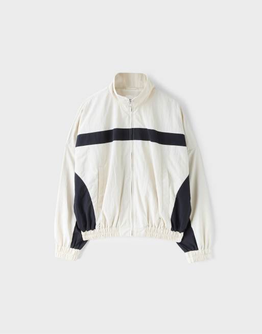 Stradivarius Technical windbreaker jacket in ecru, 6 of 7