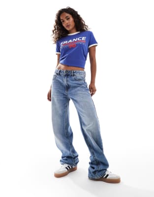 Stradivarius Stradivarius Teen STR straight leg jean in medium wash blue