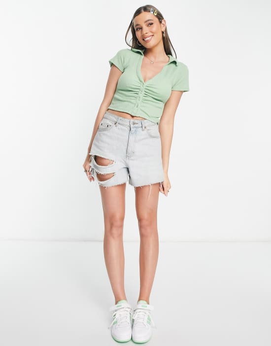 https://images.asos-media.com/products/stradivarius-textured-90s-ruched-shirt-in-sage/202313630-3?$n_550w$&wid=550&fit=constrain