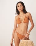 [Stradivarius] Stradivarius textured bikini top in brown XS BROWN